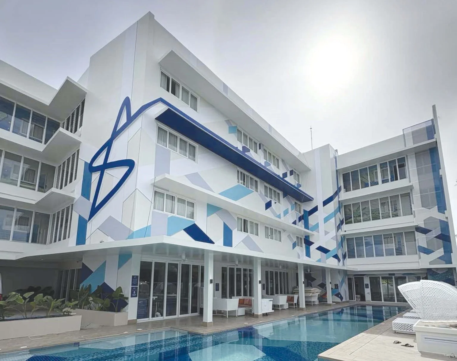 Your Sun-Kissed Holiday Starts at Stellar Panglao