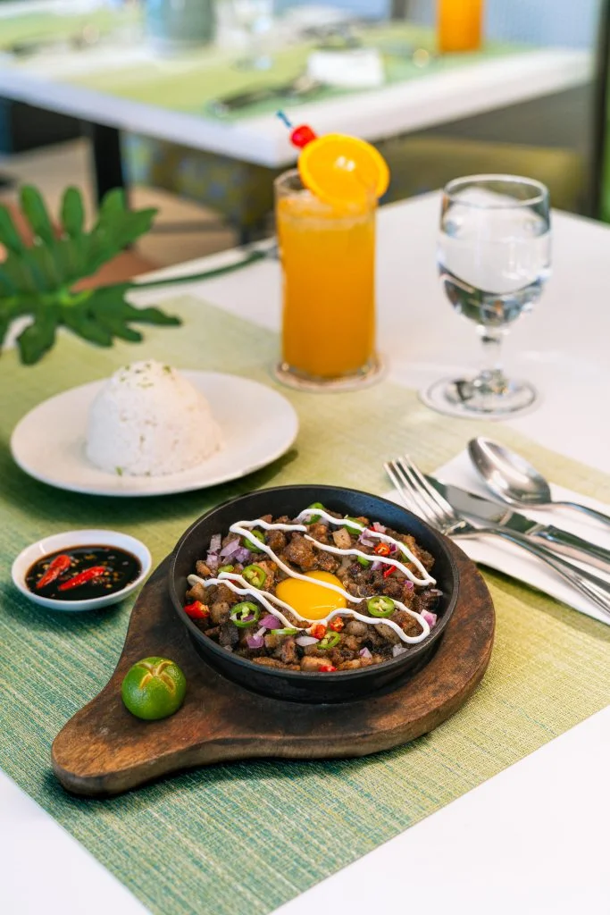 SISIG-1-1-683x1024